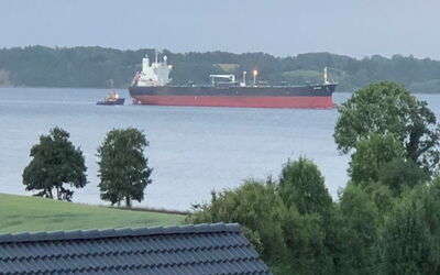 Axeln - 300M to the Fjord
