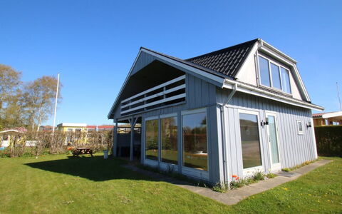 Sauli - 200M to the Fjord: Architettura, Tetto, Casa, Materiale Composito, Illuminazione Diurna, Raccordo, Driveway