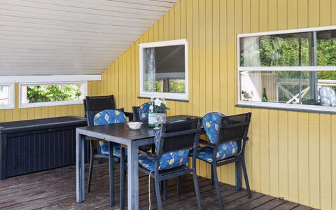 Hannelise - 30Km from the Sea: Legna, Pavimentazione, Pavimento, Interior Design, Mobilia, Soffitto, Color Legno, Pavimento In Legno, Sedia, Latifoglie