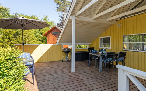 Hannelise - 30Km from the Sea: Legna, Portico, Latifoglie, Color Legno, Deck, Pavimento In Legno, Villetta, Casa, Plank, Raccordo