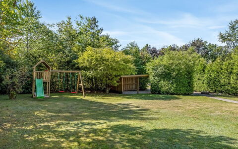 Hannelise - 30Km from the Sea: Erba, Arbusto, Giardino, Lotto, Prato, Shade, Backyard, Landscaping, Cortile, Parco