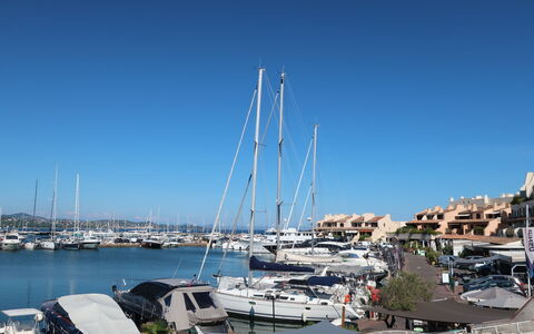 Cogolin 180: Acqua, Cielo, Barca, Moto D'Acqua, Veicolo, Corpo D'Acqua, Albero, Lago, Dock