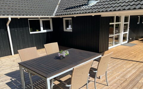 Tyki - 12Km from the Sea: Legna, Villetta, Latifoglie, Plank, Color Legno, Edifici Giardino, Design, Cortile, Log Cabin, Backyard