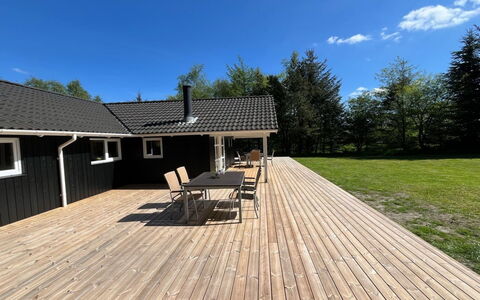 Tyki - 12Km from the Sea: Legna, Villetta, Latifoglie, Plank, Color Legno, Edifici Giardino, Design, Cortile, Log Cabin, Backyard