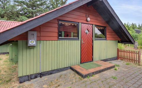 Ingwin - 250M to the Fjord: Legna, Raccordo, Tetto, Porta, Casa, Villetta, Latifoglie, Capannone, Color Legno, Edifici Giardino