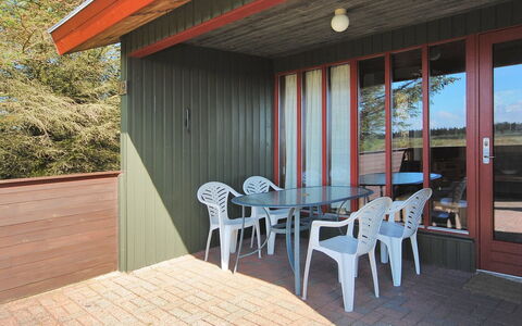 Neven - 900M from the Sea: Legna, Color Legno, Plank, Latifoglie, Villetta, Deck, Raccordo, Shade, Pavimento In Legno, Edifici Giardino