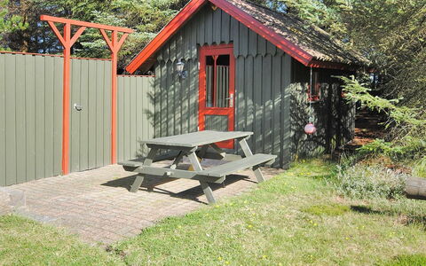 Neven - 900M from the Sea: Legna, Color Legno, Plank, Latifoglie, Villetta, Deck, Raccordo, Shade, Pavimento In Legno, Edifici Giardino