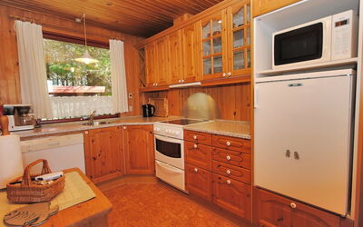 Neven - 900M from the Sea