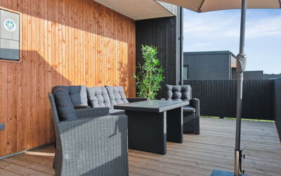 Kasper - 1.8Km from the Sea