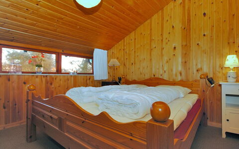 Palle - 2Km from the Sea: Legna, Interior Design, Soffitto, Camera Da Letto, Pavimentazione, Pavimento, Letto, Mobilia, Camera, Latifoglie