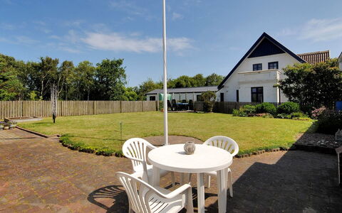 Gertina - 40M to the Fjord: Casa, Prato, Villetta, Shade, Estate, Giardino, Landscaping, Cortile, Driveway, Backyard