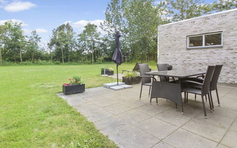 Jarven - 500M to the Fjord: Pavimento, Soffitto, Piscina, Ricorrere, Design, Sedia, Illuminazione Diurna, Hotel, Villa, Attico