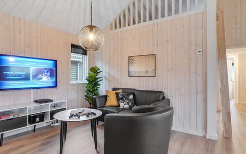 Sibbe - 500M to the Fjord: Interior Design, Legna, Soffitto, Pavimentazione, Casa, Pavimento, Camera, Mobilia, Illuminazione, Soggiorno