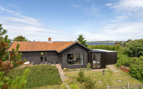 Lok - 90M to the Fjord: Legna, Tetto, Architettura, Casa, Casa, Villetta, Raccordo, Latifoglie, Pendenza, Estate