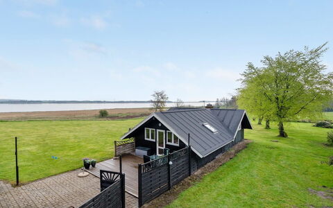 Henrieke - 250M to the Fjord: Zona Residenziale, Tetto, Sobborgo, Driveway, Estate, Camino