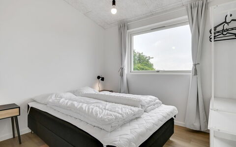 Aatami - 500M from the Sea: Camera Da Letto, Letto, Soffitto, Interior Design, Bedding, Lenzuolo, Pavimentazione, Pavimento, Telaio Del Letto, Camera