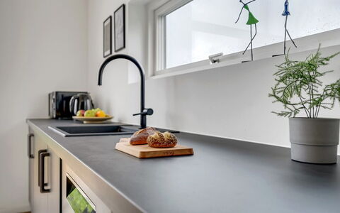Aatami - 500M from the Sea: Cucina, Controsoffitto, Interior Design, Pavimentazione, Idraulico Fixture, Lavandino Della Cucina, Cabinetry, Elettrodomestico Da Cucina, Mobilia, Rubinetto