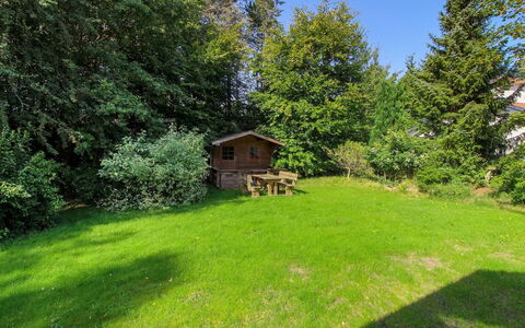 Efimija - 7Km from the Sea: Tetto, Casa, Casa, Villetta, Raccordo, Estate, Driveway, Edifici Giardino, Cortile, Capannone