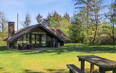 Melba - 8Km from the Sea