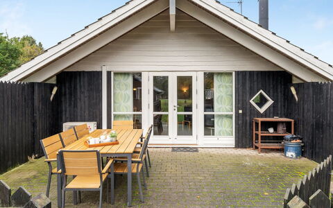 Kalli - 350M to the Fjord: Legna, Casa, Casa, Architettura, Tetto, Villetta, Raccordo, Porta, Portico, Shade