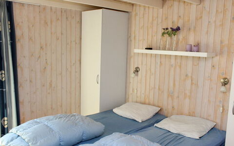 Calina - 300M from the Sea: Camera Da Letto, Letto, Legna, Mobilia, Interior Design, Pavimentazione, Pavimento, Camera, Lenzuolo, Bedding
