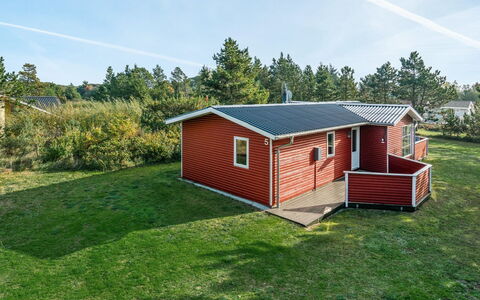 Hilleborg - 100M from the Sea: Casa, Casa, Zona Residenziale, Tetto, Villetta, Lotto, Estate, Cortile, Giardino, Raccordo
