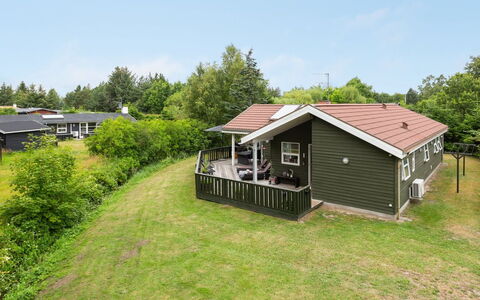 Asgard - 500M from the Sea: Erba, Casa, Tetto, Casa, Villetta, Arbusto, Lotto, Area Rurale, Agriturismo, Groundcover