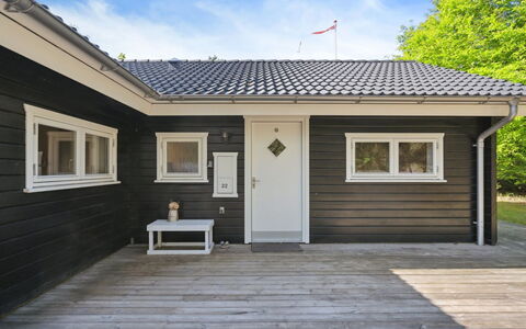 Hejdi - 350M from the Sea: Tetto, Casa, Casa, Villetta, Porta, Raccordo, Deck, Portico, Plank, Latifoglie