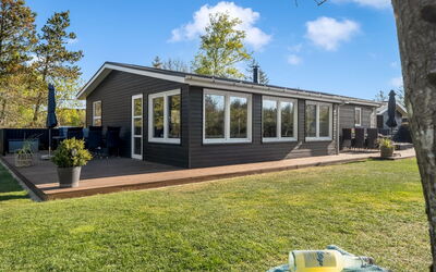 Meline - 350M from the Sea