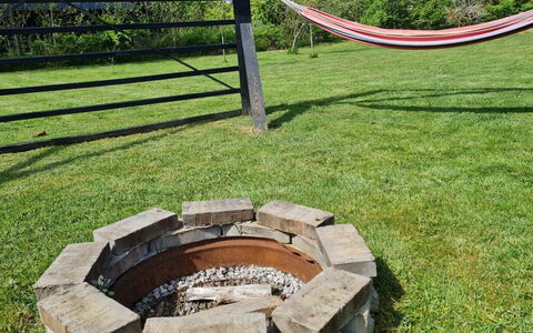 Matz - 350M from the Sea: Giardino, Prato, Backyard, Cortile, Design, Flagstone