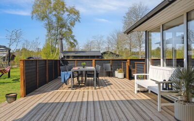 Matz - 350M from the Sea