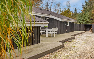 Hielm - 1Km from the Sea