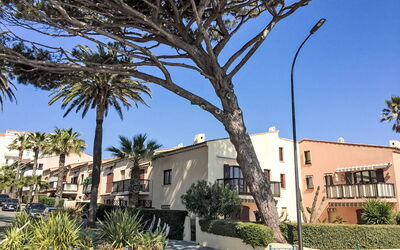 Sainte Maxime 150: Albero, Casa, Villetta, Casa, Area Rurale, Paesaggio, Collina, Lotto, Hill Station