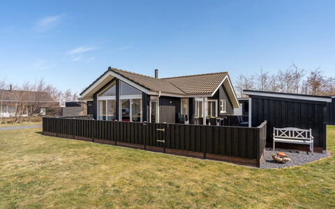 Dorithea - 3.5Km from the Sea