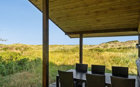 Marite - 200M from the Sea: Casa, Casa, Porta, Tetto, Villetta, Estate, Giardino, Shade, Raccordo, Cortile