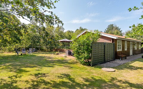 Tian - from the Sea: Legna, Casa, Portico, Deck, Latifoglie, Tetto, Color Legno, Pavimento In Legno, Eco Hotel
