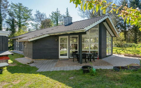 Marlien - 1Km to the Fjord: Blu, Arbusto, Villetta, Groundcover, Giardino, Estate, Shade, Landscaping, Agriturismo, Eco Hotel