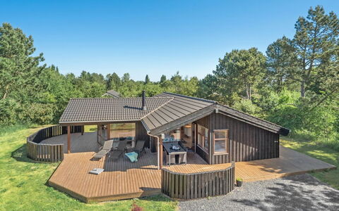 Kali - 900M to the Fjord: Tetto, Casa, Lotto, Casa, Villetta, Estate, Edifici Giardino, Shade, Log Cabin, Landscaping