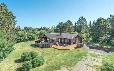 Kali - 900M to the Fjord: Tetto, Casa, Lotto, Casa, Villetta, Estate, Edifici Giardino, Shade, Log Cabin, Landscaping