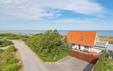 Yorrick - 50M to the Fjord: Casa, Villetta, Costa, Oceano, Estate, Tropici, Passerella, Balcone, Immagini