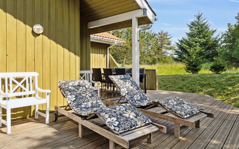 Karitte - 5Km from the Sea: Blu, Arbusto, Villetta, Groundcover, Giardino, Estate, Shade, Landscaping, Agriturismo, Eco Hotel