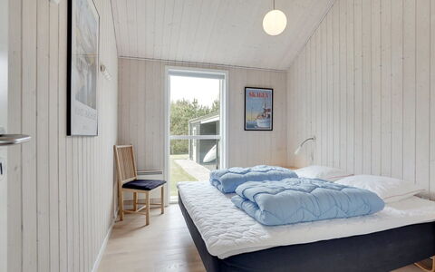 Henriete - 3.5Km from the Sea: Legna, Camera Da Letto, Pavimentazione, Pavimento, Soffitto, Bedding, Lenzuolo, Letto, Pavimento In Legno, Plank
