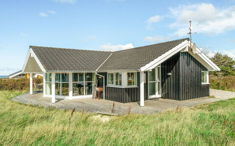 Esma - 150M from the Sea: Tetto, Casa, Casa, Architettura, Villetta, Porta, Area Rurale, Lotto, Estate, Raccordo