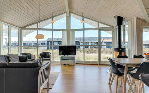 Esma - 150M from the Sea: Legna, Soffitto, Casa, Portico, Porta, Villetta, Shade, Raccordo, Latifoglie, Color Legno