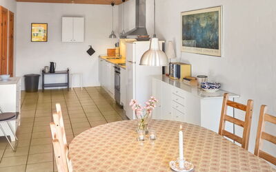 Elef - 2.0Km from the Sea