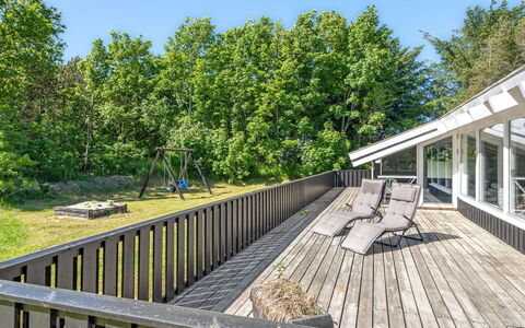 Harriet - 800M from the Sea: Legna, Materiale Composito, Latifoglie, Plank, Deck, Shade, Portico, Design, Passerella, Boardwalk
