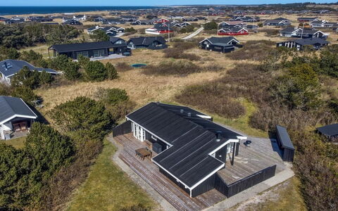 Arkil - 300M from the Sea: Tetto