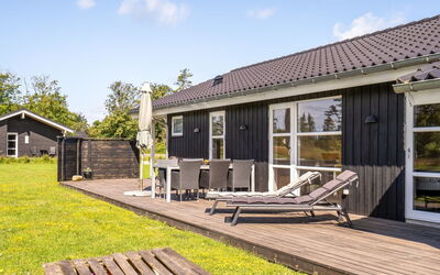 Engelina - 1.3Km from the Sea