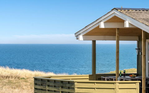 Asger - 50M from the Sea: Interior Design, Soffitto, Appartamento, Pavimentazione, Mobilia, Pavimento, Camera, Illuminazione, Casa, Divano