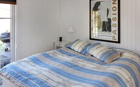 Ava - 1Km from the Sea: Legna, Casa, Portico, Deck, Latifoglie, Tetto, Color Legno, Pavimento In Legno, Eco Hotel